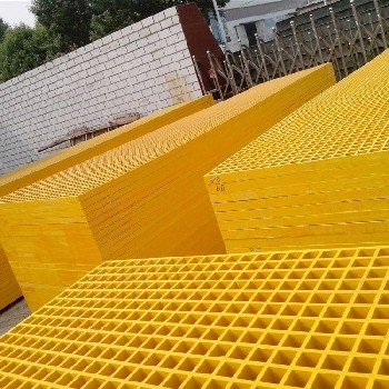 黑龍江大慶養(yǎng)牛場(chǎng)排水溝玻璃鋼格柵 現(xiàn)代化牧場(chǎng)建設(shè)的優(yōu)選蓋板方案